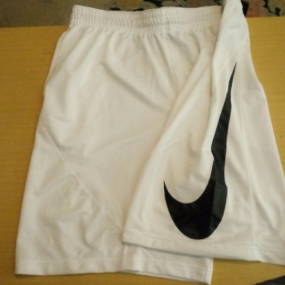6 Nike and 1 underarmor shorts new with tags cheap - Picture 2 of 8